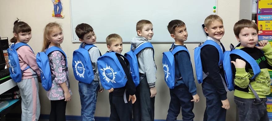 Посвящение в студенты в языковой школе Джей энд Эс на Ватутина, 1